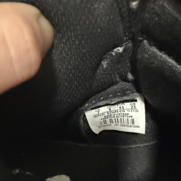 Nike Air Black and White High-Tops - Picture 11 of 12